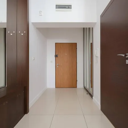 Apartamento Air-conditioned 3 Bedroom In By Renters *
